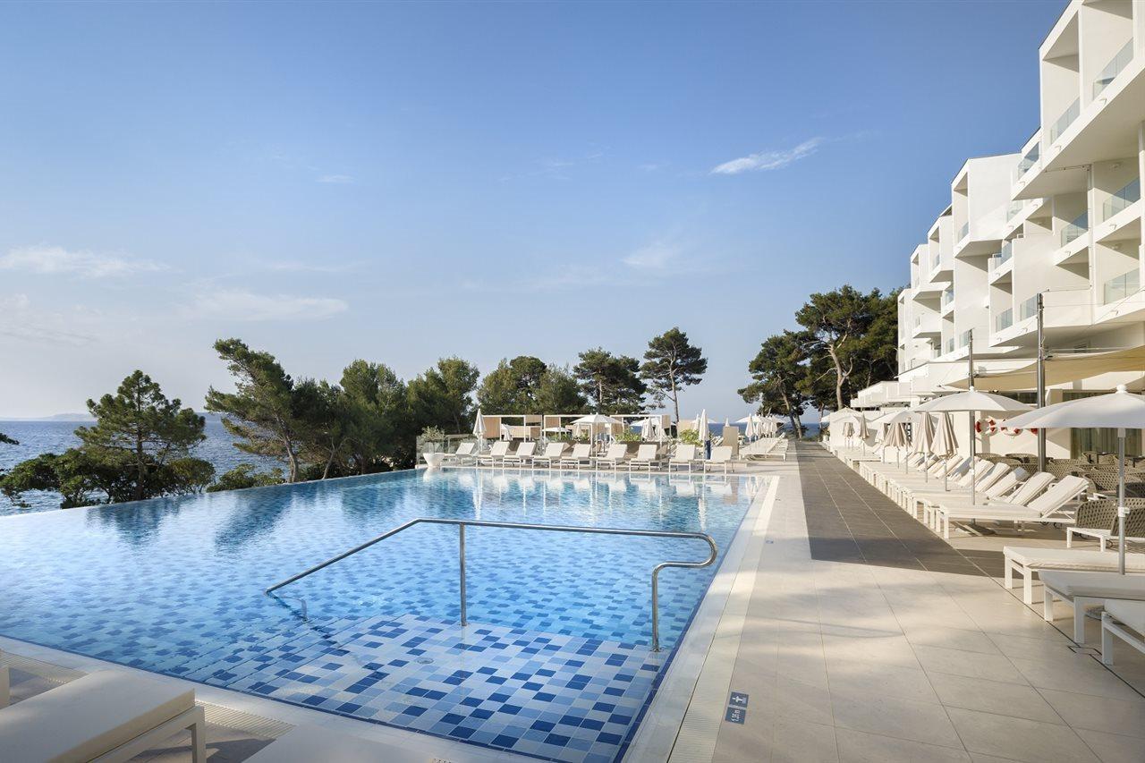 Valamar Carolina Hotel & Villas Kampor Екстер'єр фото