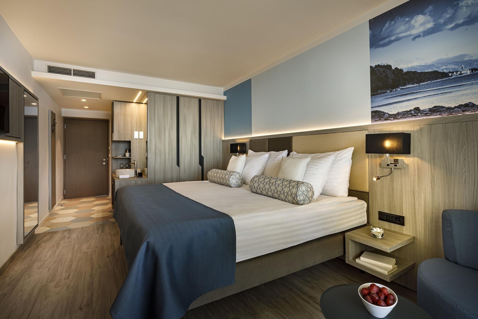 Valamar Carolina Hotel & Villas Kampor Екстер'єр фото