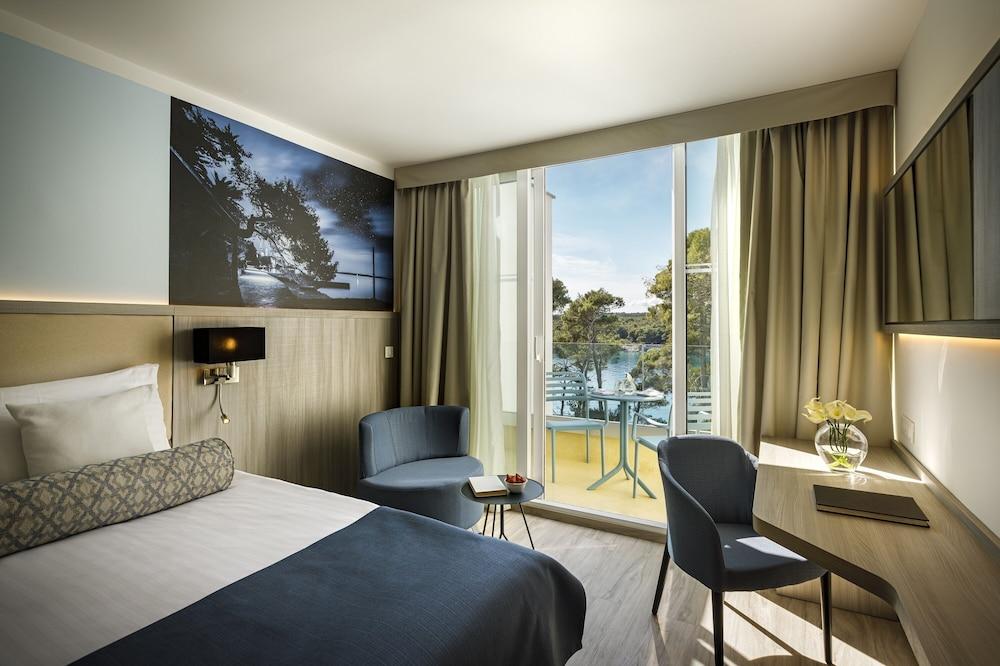 Valamar Carolina Hotel & Villas Kampor Екстер'єр фото