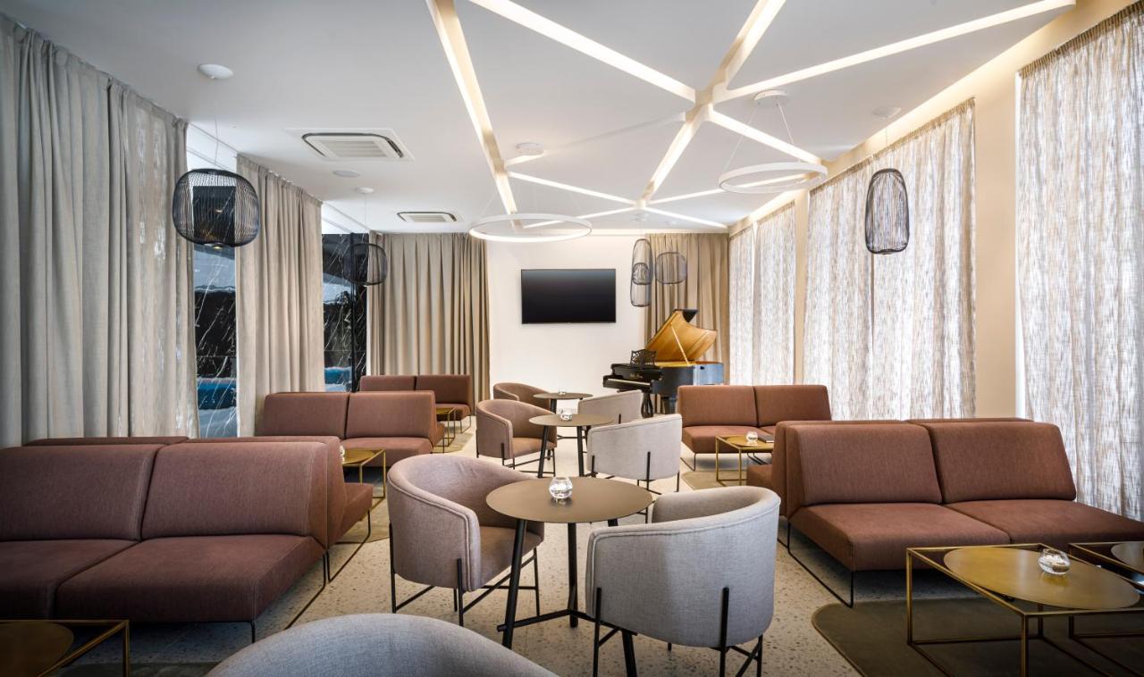Valamar Carolina Hotel & Villas Kampor Екстер'єр фото