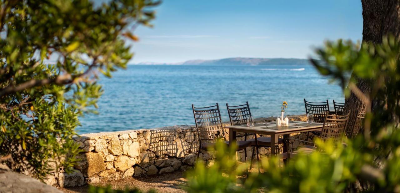Valamar Carolina Hotel & Villas Kampor Екстер'єр фото
